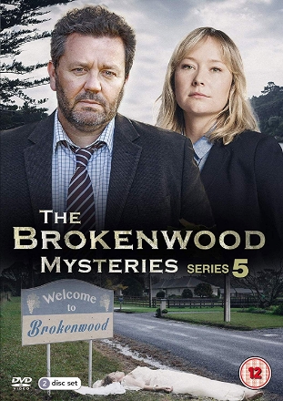 The Brokenwood Mysteries_0005